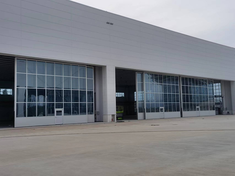 屋頂通風(fēng)天窗調(diào)節(jié)室內(nèi)溫度和濕度的過(guò)程